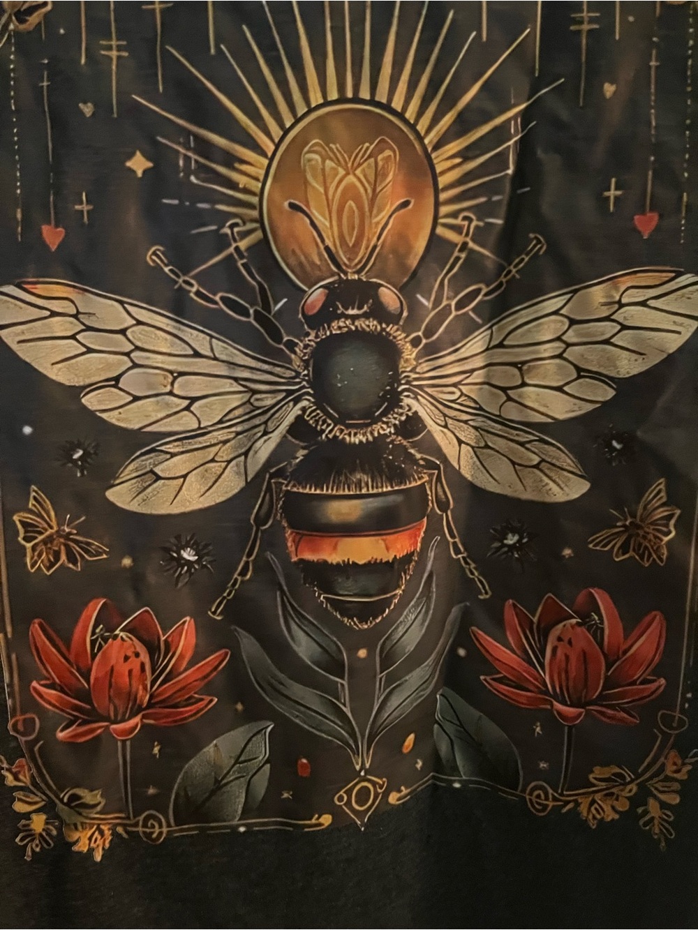 Graphic dark gray Bee Motif T‑Shirt with Gold & Red Accents. NWOT - Picture 2 of 5